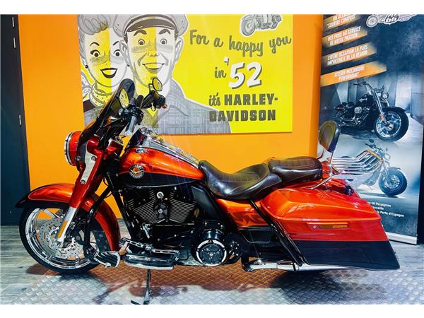 2014 HARLEY-DAVIDSON ROAD KING