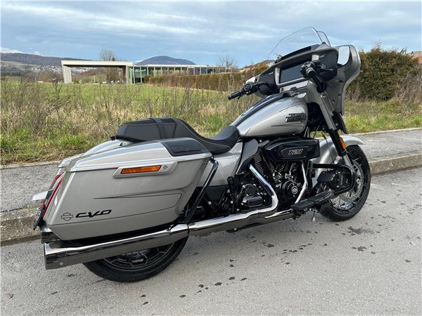 2023 harley-davidson FLHXSE Street Glide CVO 121