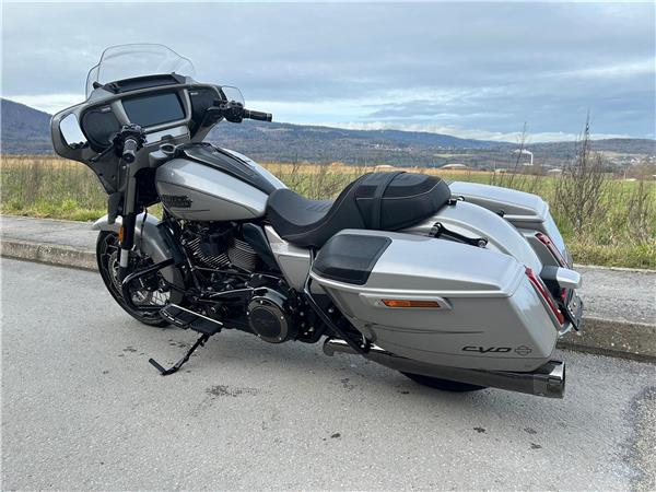 2023 harley-davidson FLHXSE Street Glide CVO 121