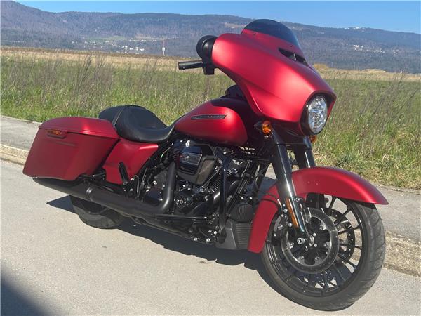 2019 harley-davidson FLHXS Street Glide Special 114