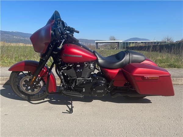 2019 harley-davidson FLHXS Street Glide Special 114