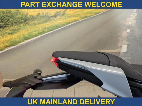  Yamaha MT-125 MT 125