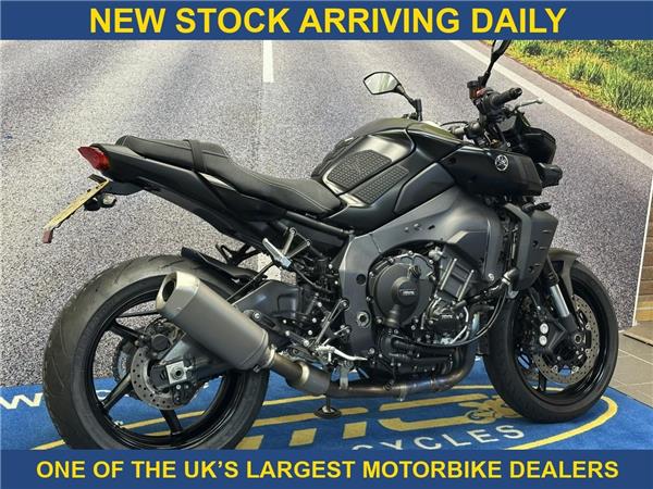  Yamaha MT-10 MT-10
