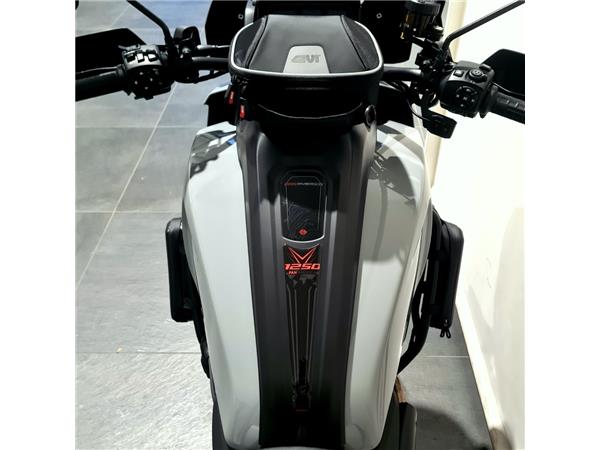 HARLEY-DAVIDSON PAN AMERICA SPECIAL