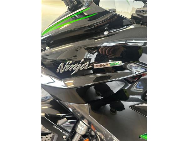 2025 Kawasaki Ninja H2 SX