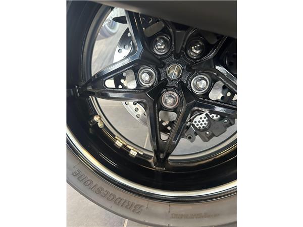 2025 Kawasaki Ninja H2 SX