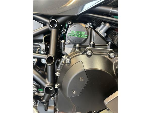 2025 Kawasaki Ninja H2 SX