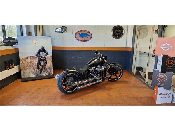 2021 HARLEY-DAVIDSON BREAKOUT