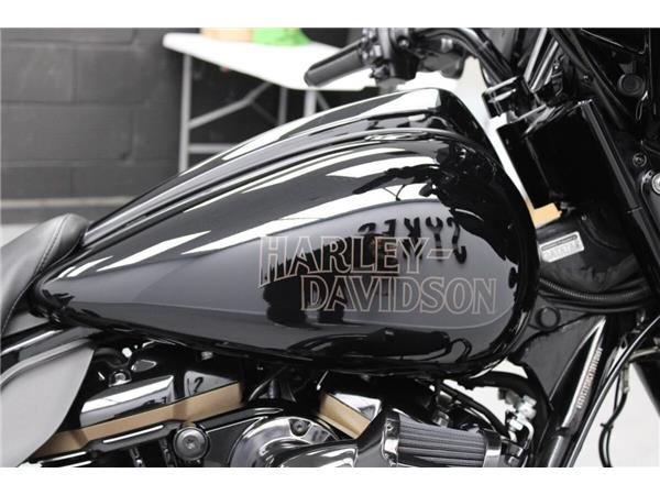 2022 Harley-Davidson Street Glide ST