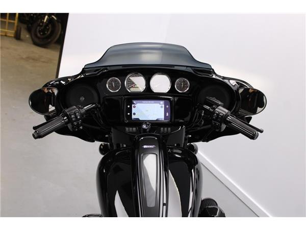 2022 Harley-Davidson Street Glide ST