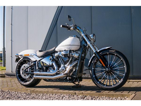 2025 Harley-Davidson Breakout