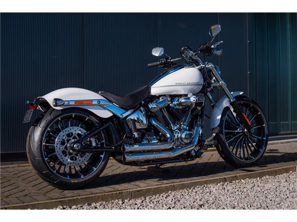 2025 Harley-Davidson Breakout