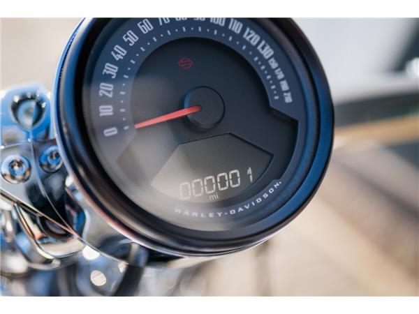 2025 Harley-Davidson Breakout