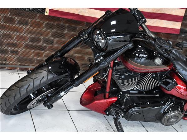 2017 HARLEY-DAVIDSON CVO FXSBE BREAKOUT