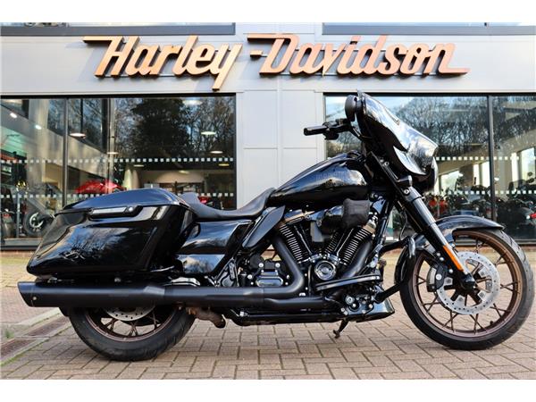 2023 HARLEY-DAVIDSON FLHXST STREET GLIDE ST 