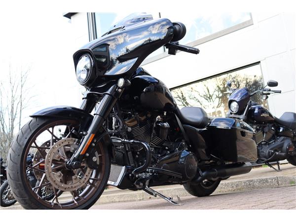 2023 HARLEY-DAVIDSON FLHXST STREET GLIDE ST 