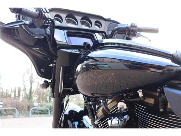 2023 HARLEY-DAVIDSON FLHXST STREET GLIDE ST 
