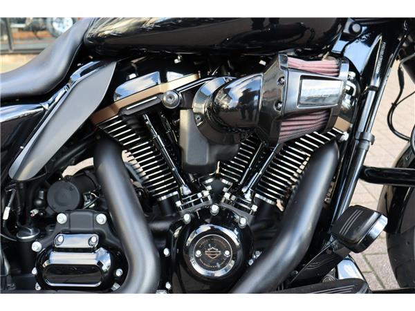 2023 HARLEY-DAVIDSON FLHXST STREET GLIDE ST 