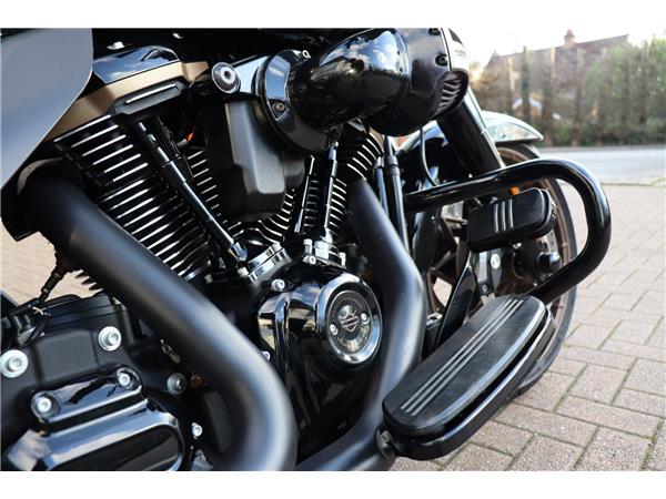 2023 HARLEY-DAVIDSON FLHXST STREET GLIDE ST 