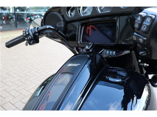 2023 HARLEY-DAVIDSON FLHXST STREET GLIDE ST 