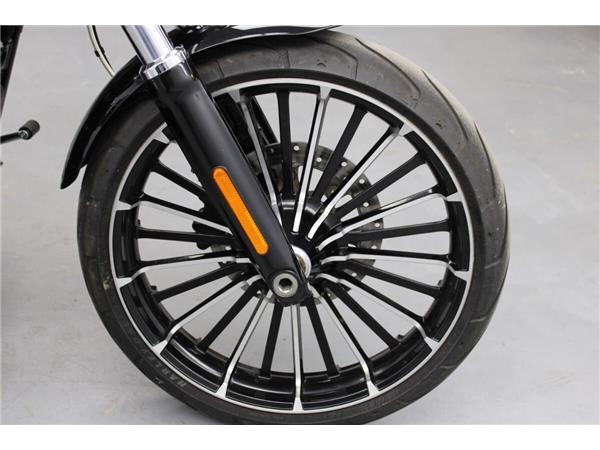 2023 Harley-Davidson Breakout