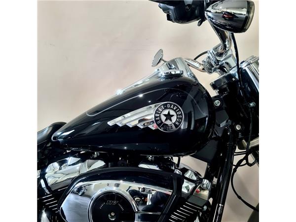 HARLEY-DAVIDSON FAT BOY