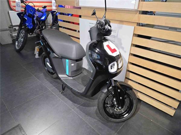 2024 Yamaha NEO'S (ESS025) Black