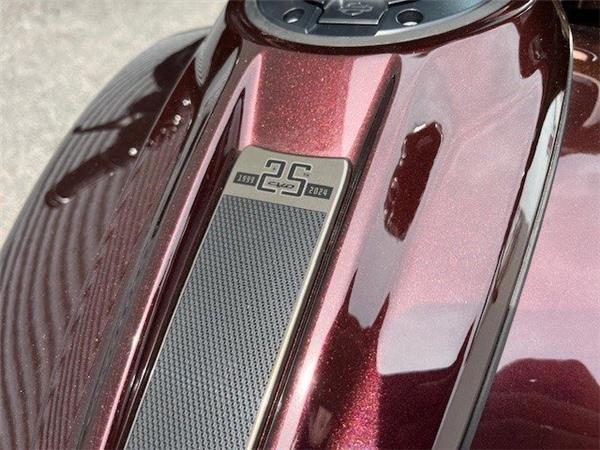 2025 Harley-Davidson CVO Street Glide FLHXSE