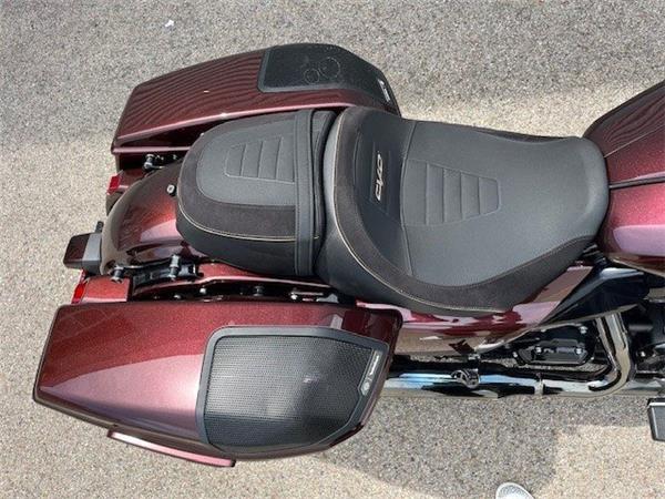 2025 Harley-Davidson CVO Street Glide FLHXSE