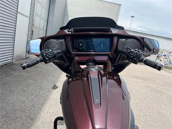 2025 Harley-Davidson CVO Street Glide FLHXSE