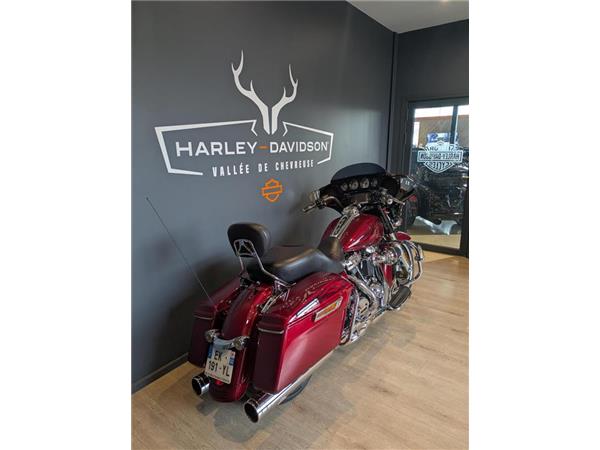 2017 HARLEY-DAVIDSON STREET GLIDE
