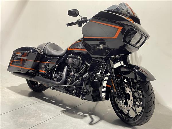 Harley-Davidson Road Glide APEX 2023