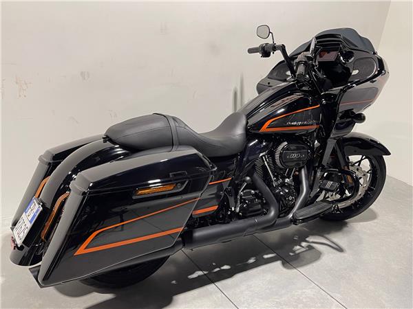 Harley-Davidson Road Glide APEX 2023