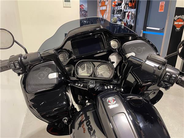 Harley-Davidson Road Glide APEX 2023