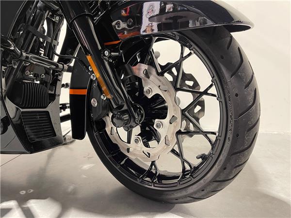 Harley-Davidson Road Glide APEX 2023