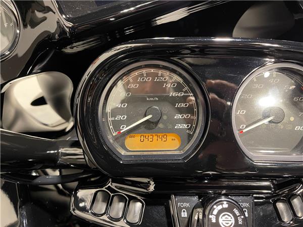 Harley-Davidson Road Glide APEX 2023