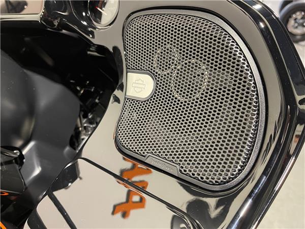 Harley-Davidson Road Glide APEX 2023