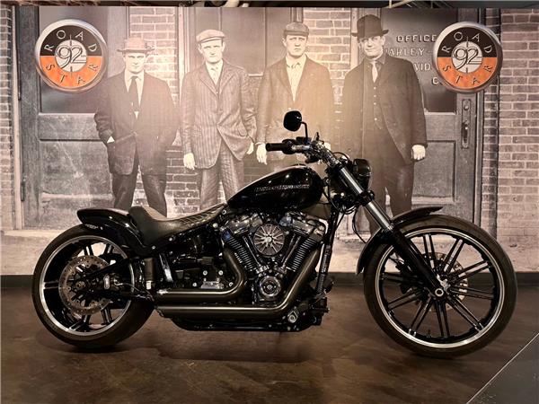 2018 HARLEY-DAVIDSON BREAKOUT