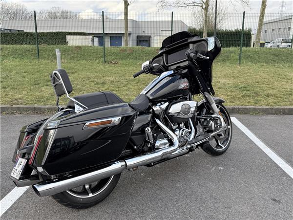 2025 HARLEY-DAVIDSON STREET GLIDE