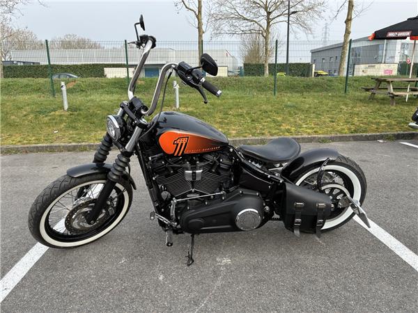 2021 HARLEY-DAVIDSON STREET BOB