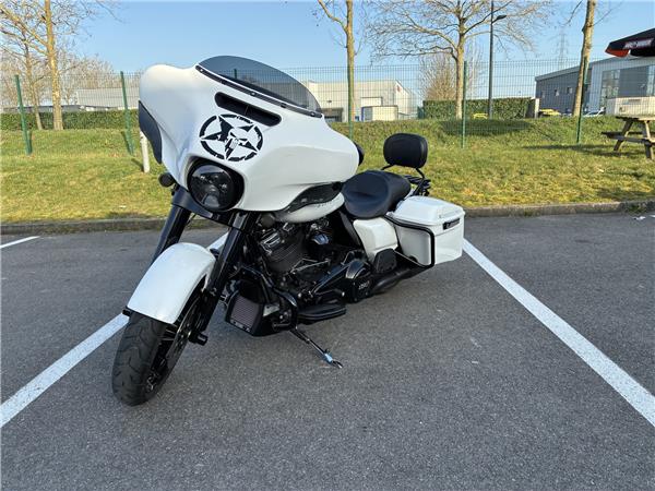 2019 HARLEY-DAVIDSON STREET GLIDE