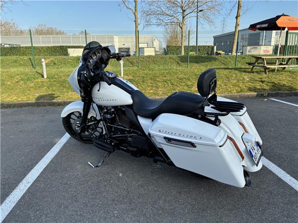 2019 HARLEY-DAVIDSON STREET GLIDE