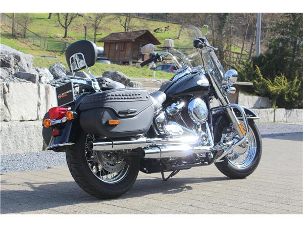 2021 harley-davidson FLHC Heritage Classic 107