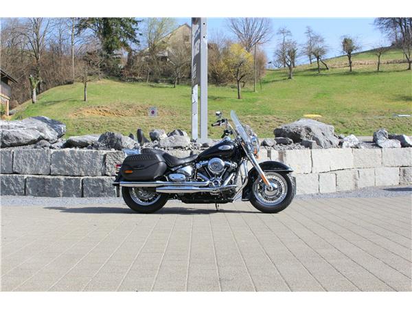 2021 harley-davidson FLHC Heritage Classic 107