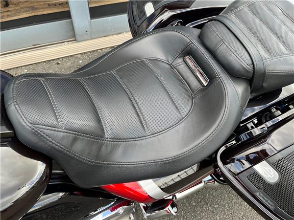 2021 HARLEY-DAVIDSON CVO FLTRXSE ROAD GLIDE