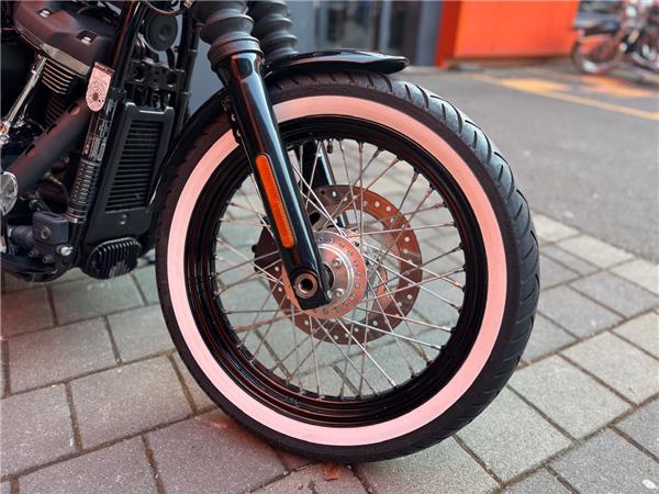 2018 Harley-Davidson Softail Street Bob FXBB