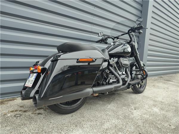 2023 HARLEY-DAVIDSON ROAD KING