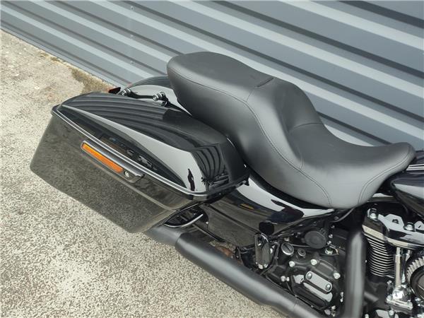 2023 HARLEY-DAVIDSON ROAD KING