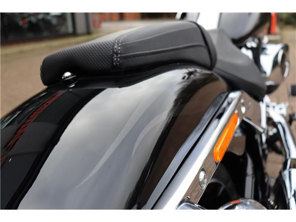 2025 HARLEY-DAVIDSON FXBR BREAKOUT