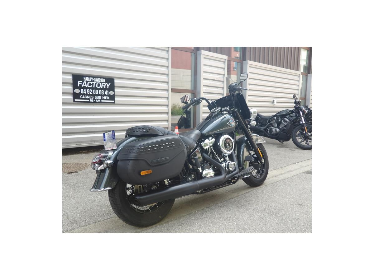 2025 HARLEY-DAVIDSON HERITAGE